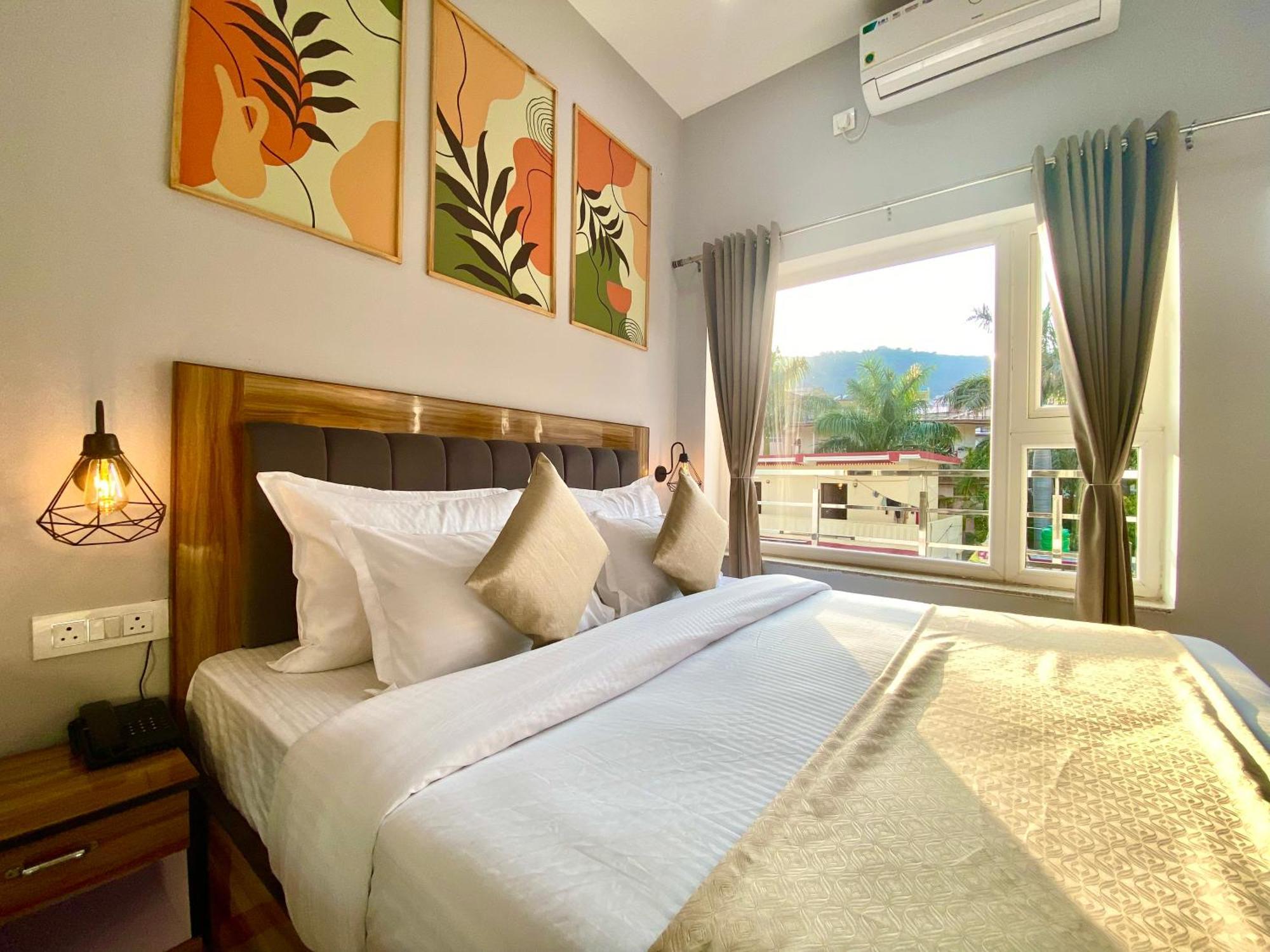 Hotel Wraveler Inn Rishikesh Exterior photo