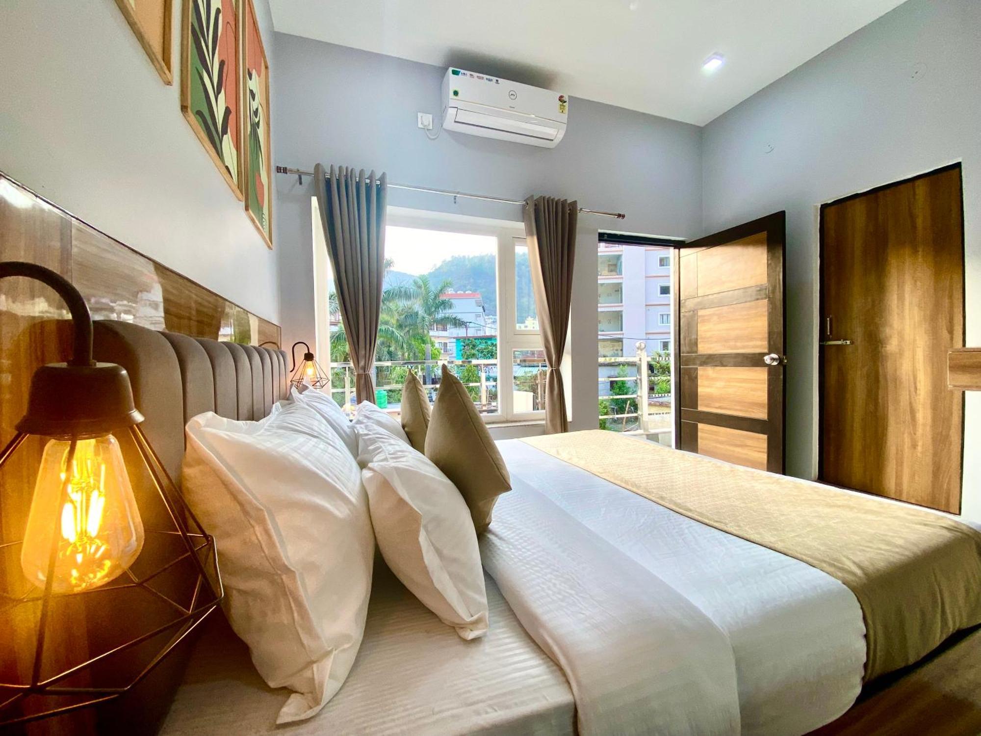 Hotel Wraveler Inn Rishikesh Exterior photo