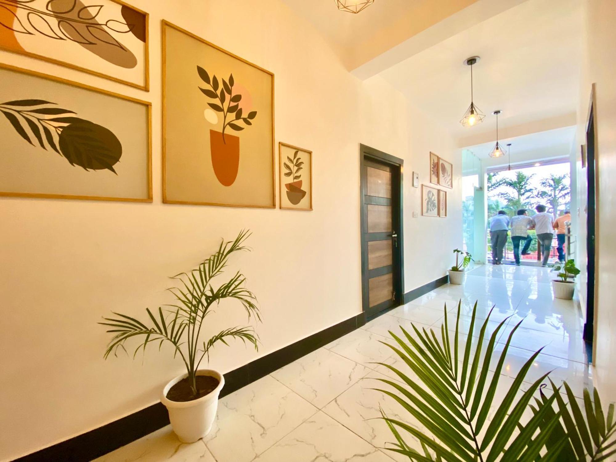 Hotel Wraveler Inn Rishikesh Exterior photo